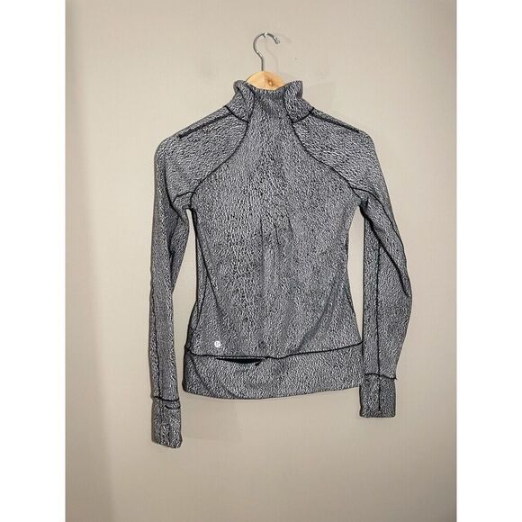 Lululemon Spray Jacquard Black White Rush Hour 1/2 Zip Long Sleeve Top Size 4 - Picture 3 of 5